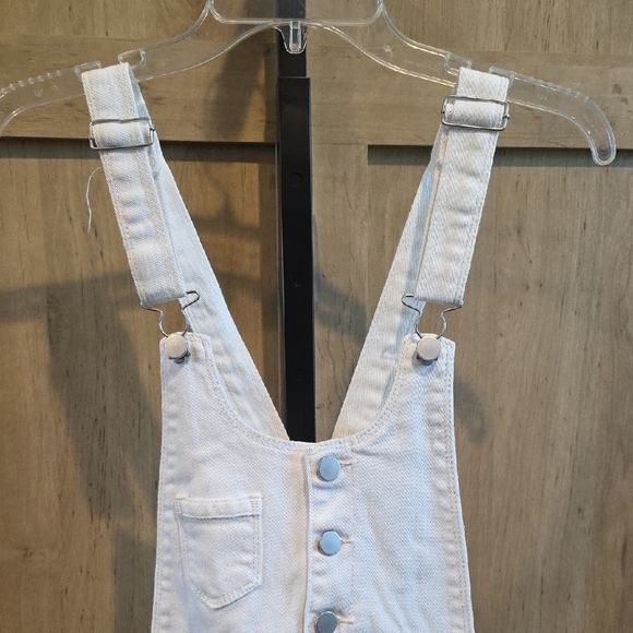 (J41) Forever 21 White Denim Overalls Sz M - Picture 3 of 8